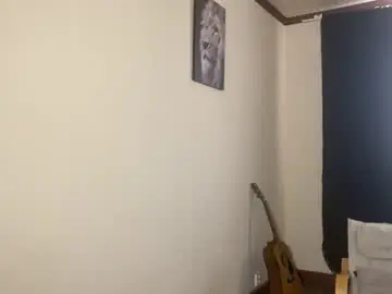 Chaturbate Live Sex Cam of marc105100