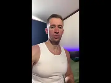 Chaturbate Sex Cam of marc105100