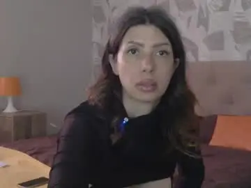 Chaturbate Live Sex Cam of whitequeen888