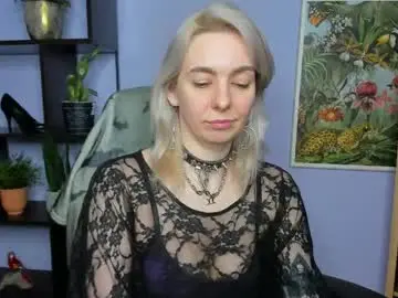 Chaturbate Live Sex Cam of freeanne