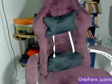 Chaturbate Free Live Porn of juanisimo_