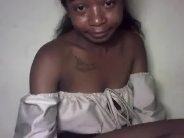 Chaturbate Live Porn of michou_69