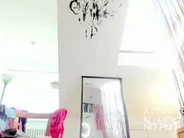 Chaturbate Live Sex Cam of carlypearls