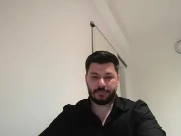 Chaturbate Live Sex Cam of chasingthevibe