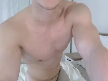 Chaturbate Best live sex cam show of eric_crush