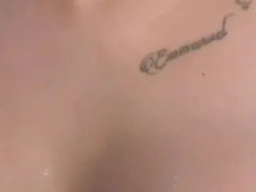 Chaturbate Live Sex Cam of gina_akemi