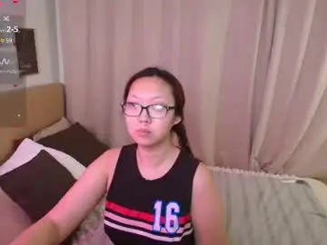 Chaturbate Adult Webcam of marine_vact