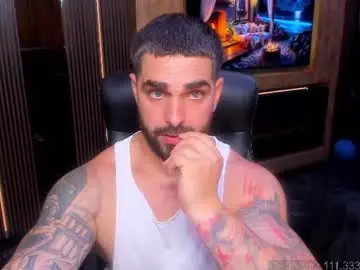 Chaturbate Live Sex Cam of mrkarlhot99
