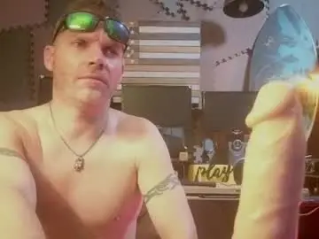 Chaturbate Free Porn Cam of str8foryouguy