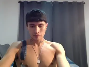 Chaturbate Best live sex cam show of taylor_024