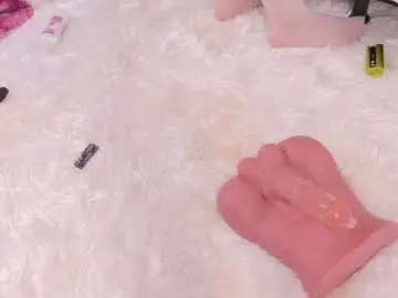 Chaturbate Best live sex cam show of coralsmith11