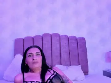 Chaturbate Live Sex Cam of skarlett_kiss