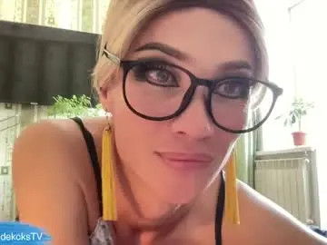Chaturbate Best live sex cam show of maridekoks
