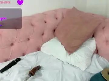 Chaturbate Sex Cam of ashley_jonnes_