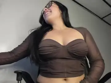 Chaturbate Sex Cam of kira_stormm58