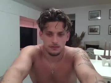 Chaturbate Live Sex of roberto_twink1