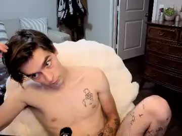 Chaturbate Watch Live Sex Cams of str8whiteboy21