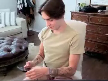 Chaturbate Free Porn Cam of str8whiteboy21