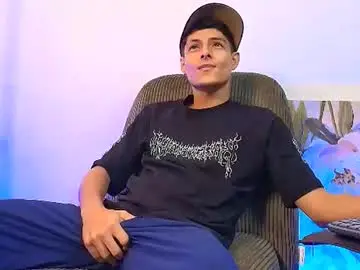Chaturbate Live Porn of elias_salvatore_