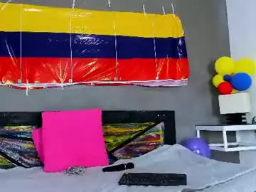 Chaturbate Free Porn Cam of charlotte_curvy_