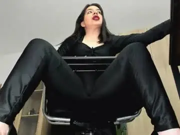 Chaturbate Free Porn Cam of mistressmichelle5