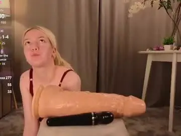 Chaturbate Nude Webcam of tinastevenson