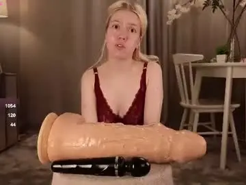 Chaturbate Live Sex Cam of tinastevenson