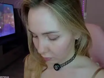 Chaturbate Watch Live Sex Cams of xxxhoneyxx