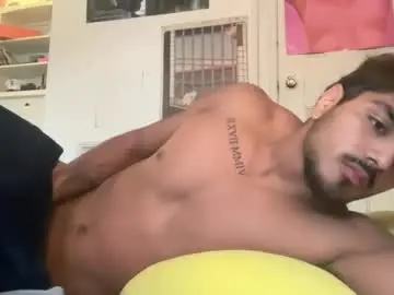 Chaturbate Live Sex Cam of avamo2