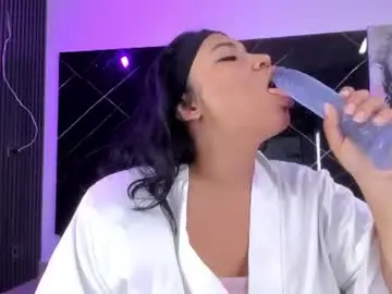 Chaturbate Best live sex cam show of nina_hazee_