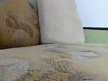 Chaturbate Sex Cam of sweet_lil_thing