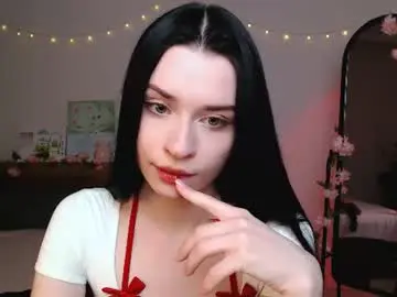 Chaturbate Live Sex Cam of tina_charm