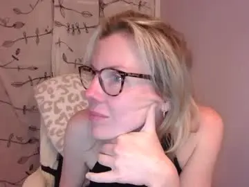 Chaturbate Adult Webcam of holly_bourbon
