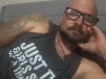 Chaturbate Live Porn of pleasesitonmycock