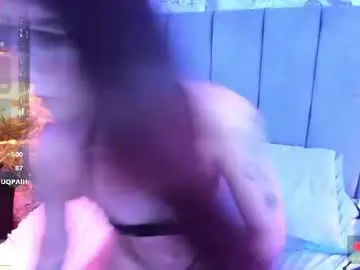 Chaturbate Live Sex Cam of moon__kittyy
