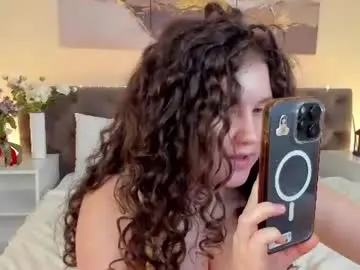Chaturbate Free Live Porn of ariella_sol