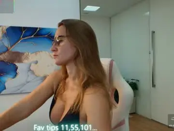 Chaturbate Nude Webcam of milf_tea