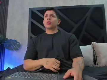 Chaturbate Private Sex Chat of johan_williams_07