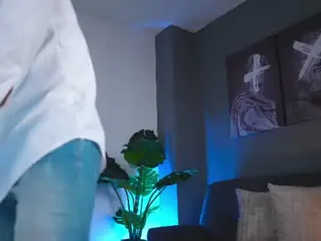 Chaturbate Best Webcam of kevin_montoya1