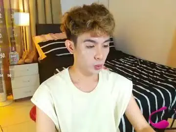 Chaturbate Live Sex Cam of wildesttwinky