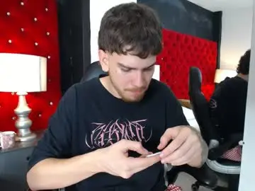 Chaturbate Sex Cam of stefano_moretti