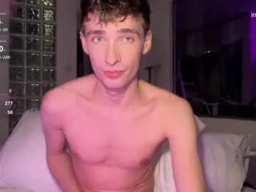 Chaturbate Sex Chat of face_cum_shooter