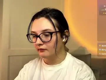 Chaturbate Best live sex cam show of shylittlemouth