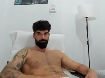 Chaturbate Best live sex cam show of cuteeboy