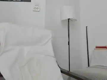 Chaturbate Watch Live Sex Cams of cuteeboy