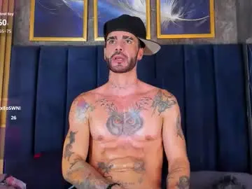 Chaturbate Adult Webcam of darwin_horny2