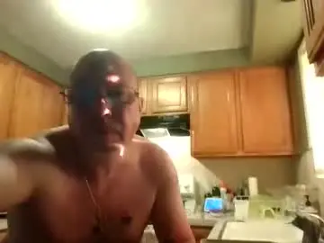 Chaturbate Free Porn Cam of silverdragon70