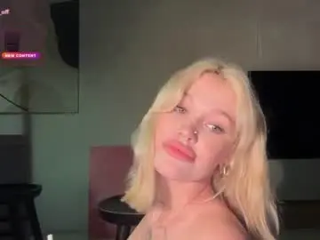 Chaturbate Sex Cam of golden_alinee