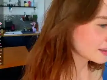 Chaturbate Live Sex Cam of aliviawithlove