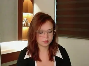 Chaturbate Live Sex Cam of lilith_bonheur